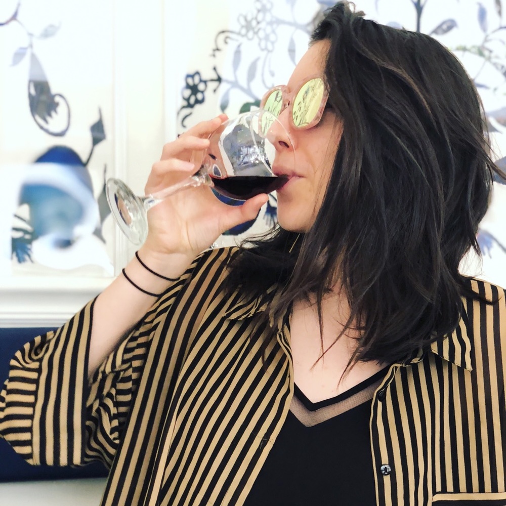 Meet your Posher, Maya